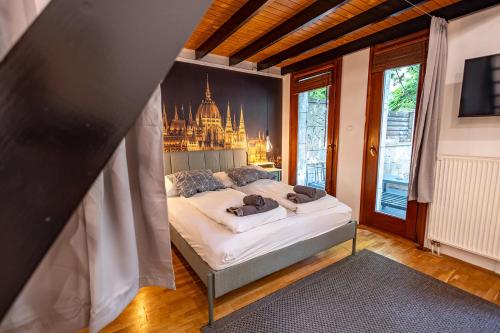 MOOKI Loft&Garden in SohoBudapest — 4-Star Luxury Hotel in Budapest, Hungary