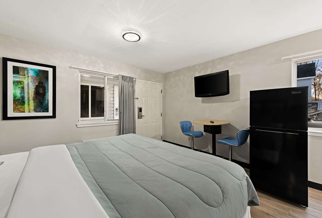 Rodeway Inn Charlotte Independence Blvd. - photo 21