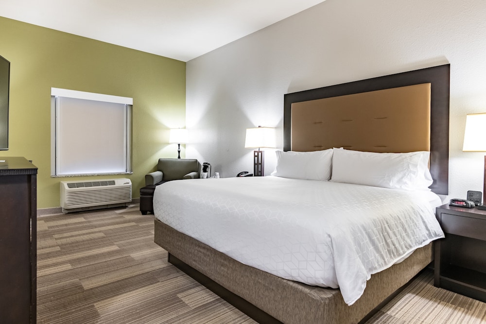 Holiday Inn Express & Suites Ironton by IHG - photo 15