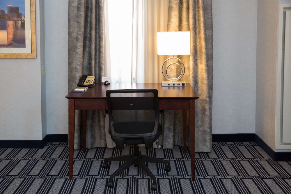 Hampton Inn & Suites Providence Downtown - photo 29