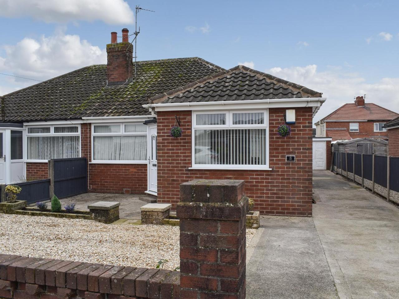 Wharfedale Lodge Bungalow 3 Bed 2 bath Amazing — 4-Star Luxury Hotel in Thornton, United Kingdom