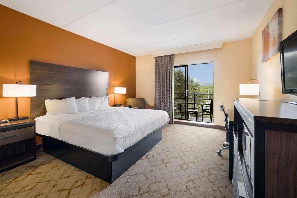 Best Western Grand Victorian Inn - photo 27