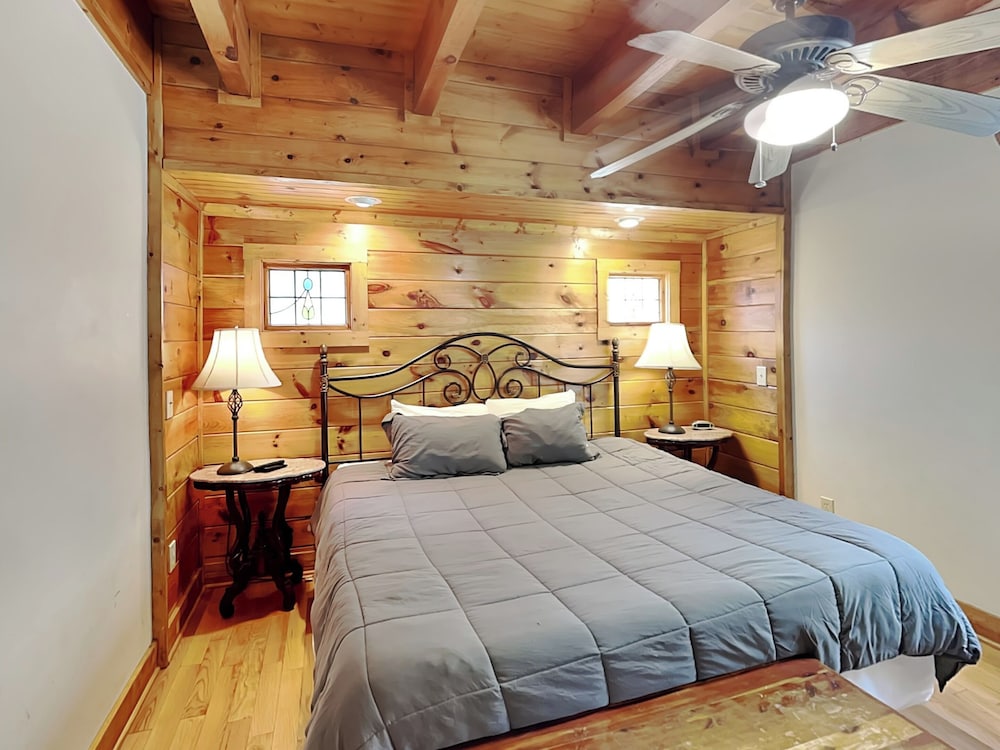 Smokey Bear Haven - photo 18