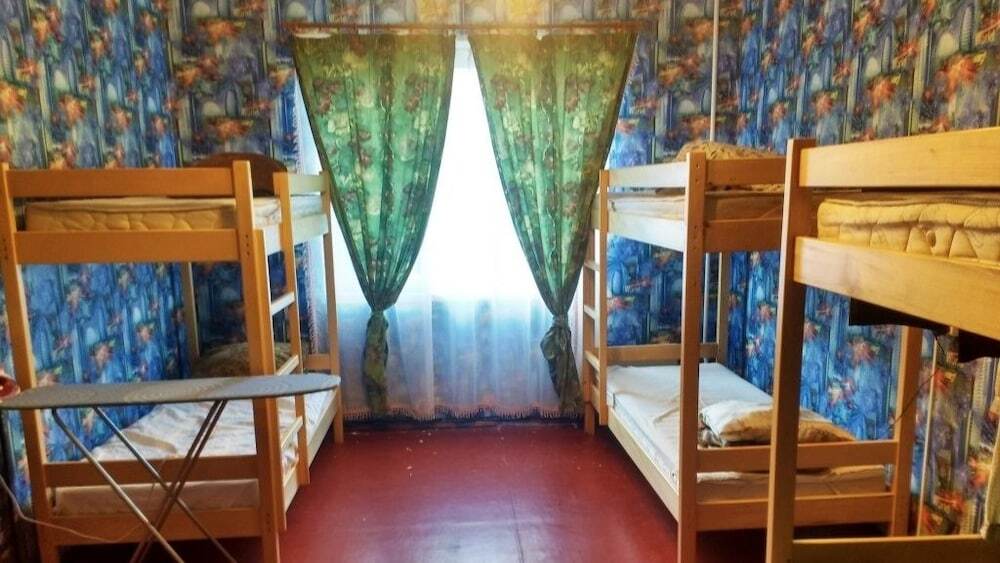 Yourhostel Khar'kovskii - last minute hotel in Kyiv