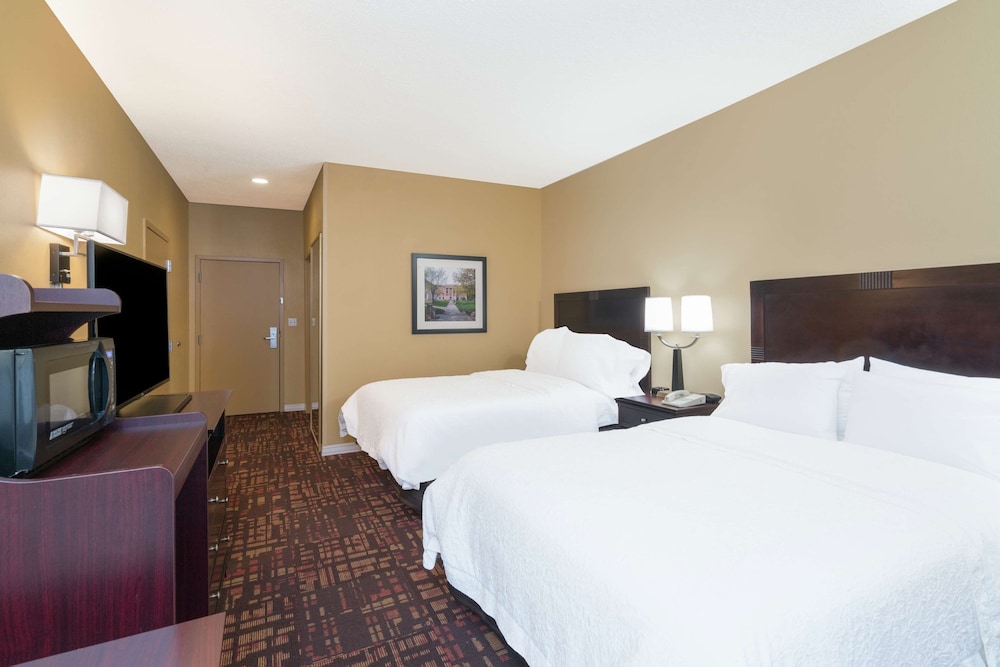 Hampton Inn Corydon - photo 17