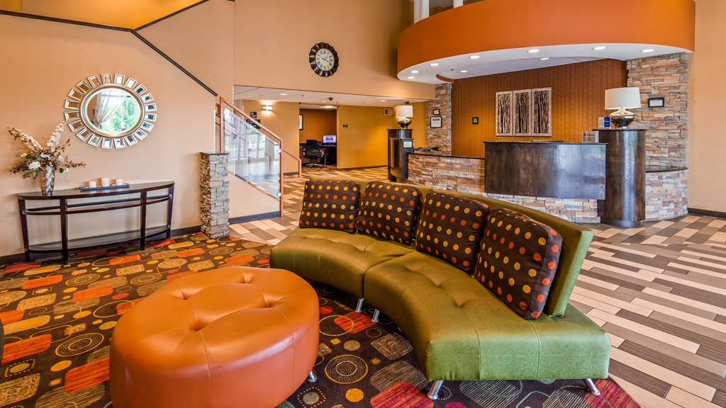 Best Western Luxbury Inn Fort Wayne - photo 3