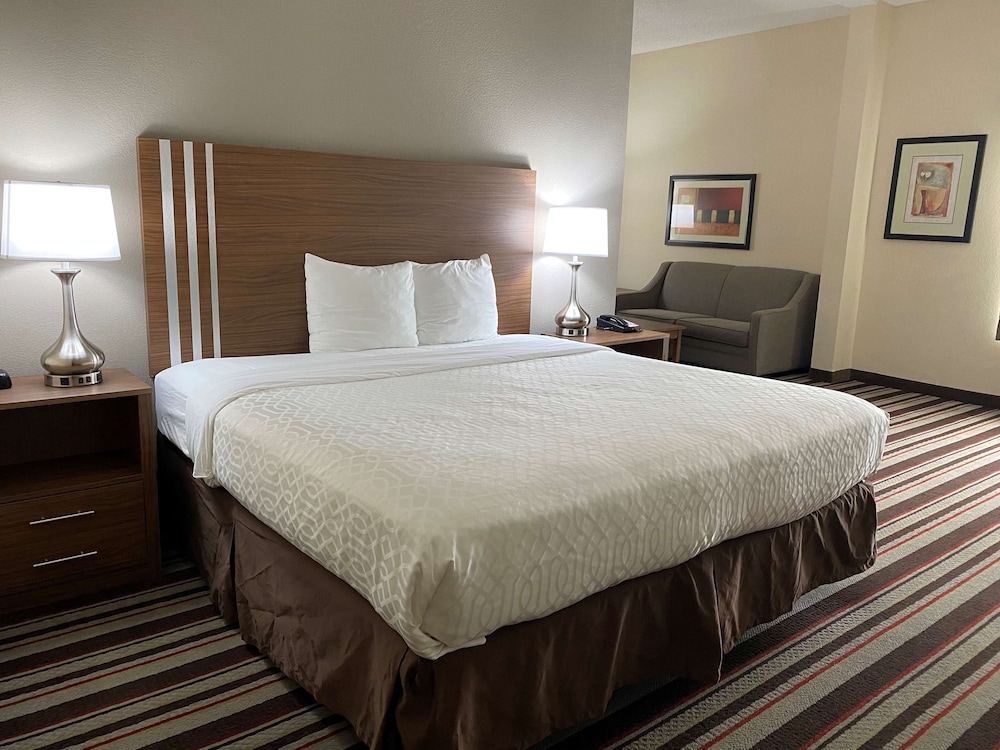 City Express by Marriott Danville - photo 4