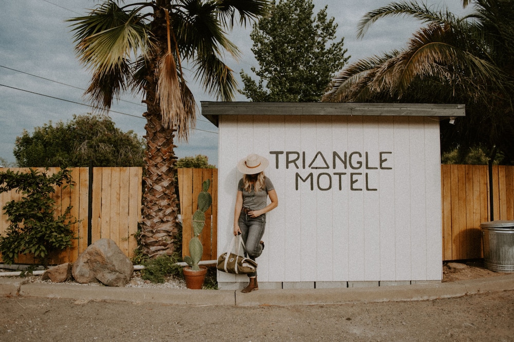 Triangle Motel - photo 45