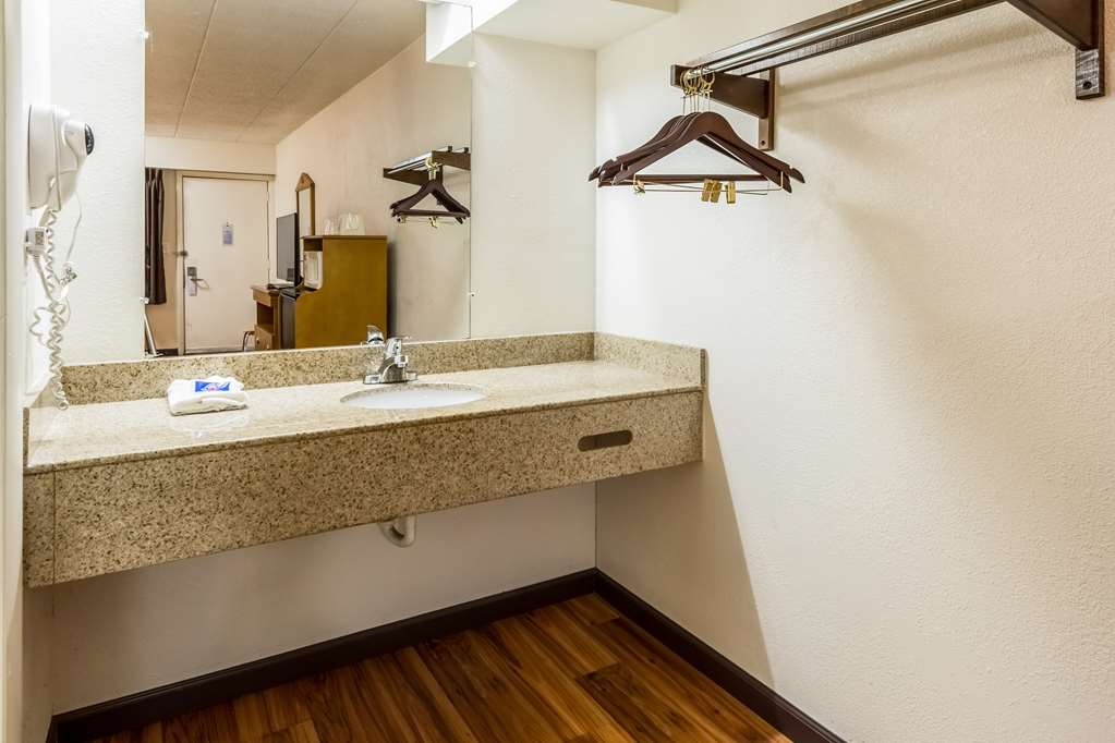 Motel 6 Grove City OH - photo 20