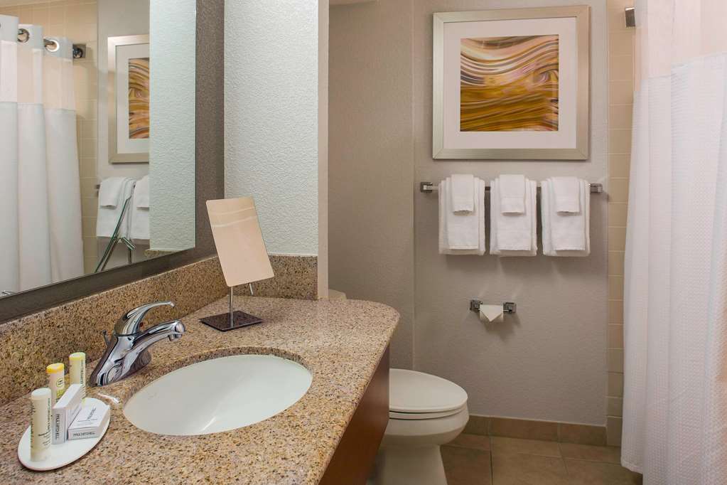 Sonesta Select Boston Lowell Chelmsford - photo 16