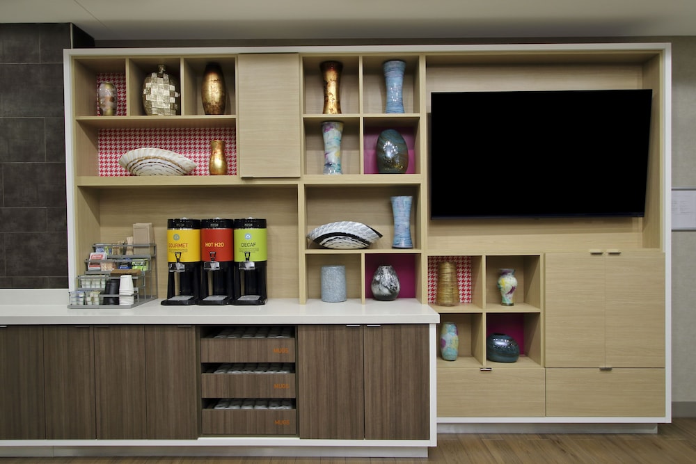 Home2 Suites by Hilton Beaumont - photo 3