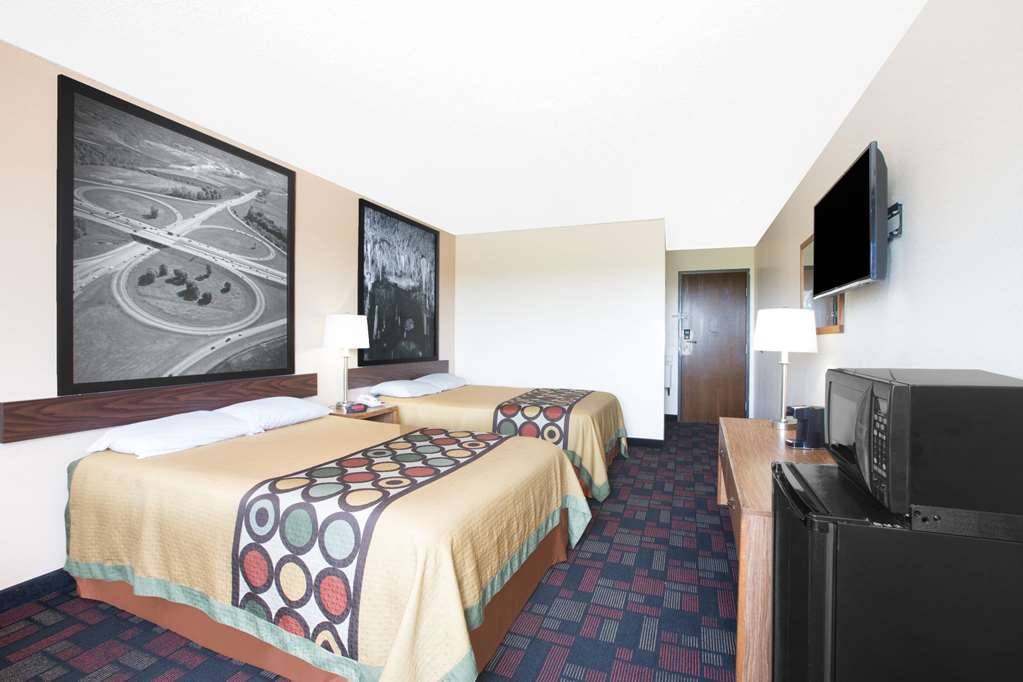 Super 8 by Wyndham Boonville - photo 9