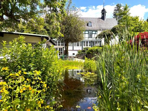 Altes Forsthaus Boppard — 4-Star Luxury Hotel in Boppard, Germany