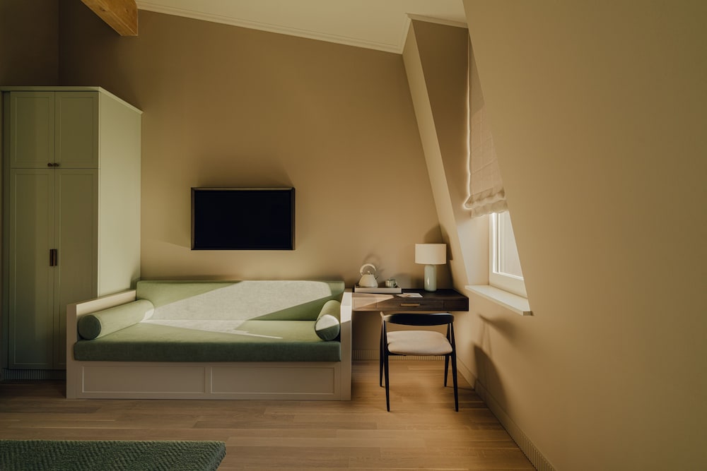Design Hotel zum Hirschen Salzburg — 4-Star Luxury Hotel in Salzburg, Austria