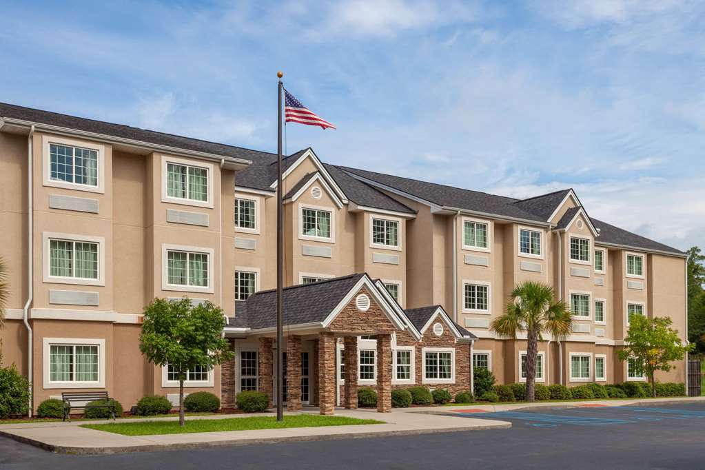 Microtel Inn & Suites by Wyndham Columbia in Columbia, United States