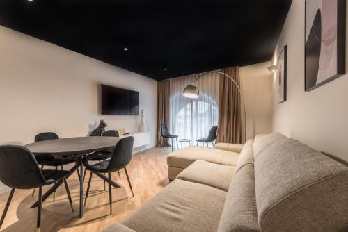 Brera Luxury Apartment near Duomo With Wifi — 4-Star Luxury Hotel in Milan, Italy