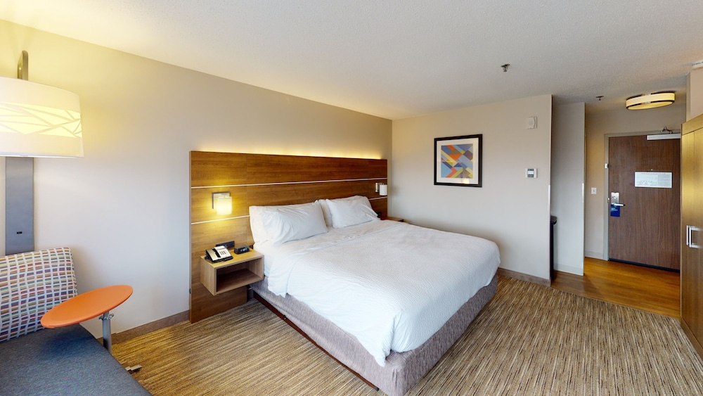 Holiday Inn Express South Burlington by IHG - photo 21