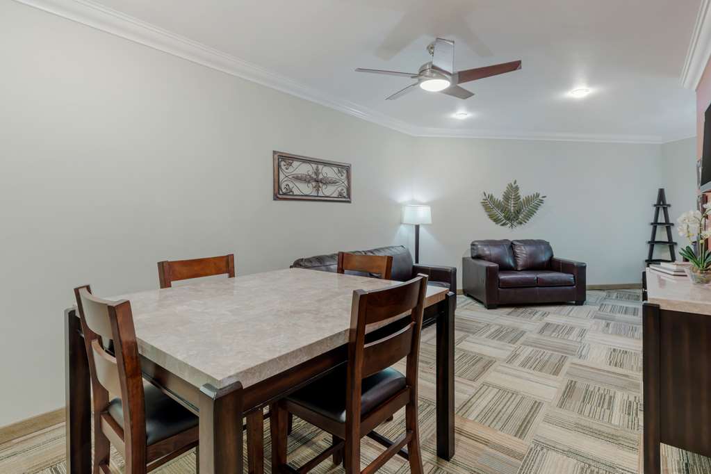 Best Western Plus Loveland Inn - photo 15