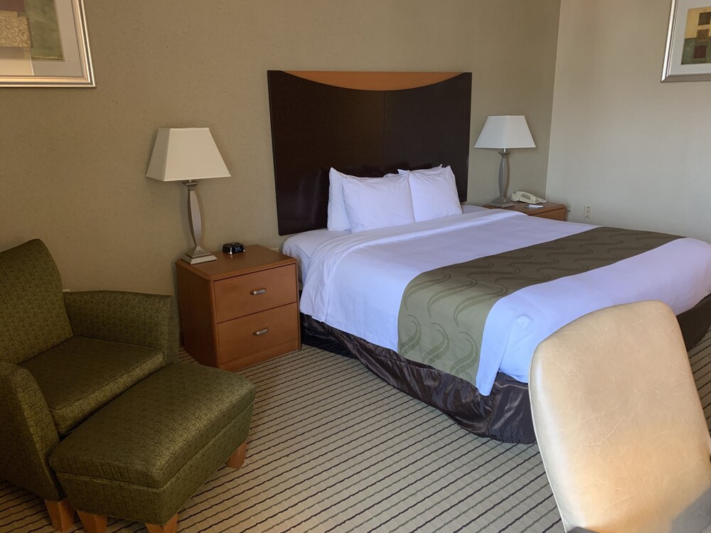 Quality Inn Spring Valley Nanuet - photo 22