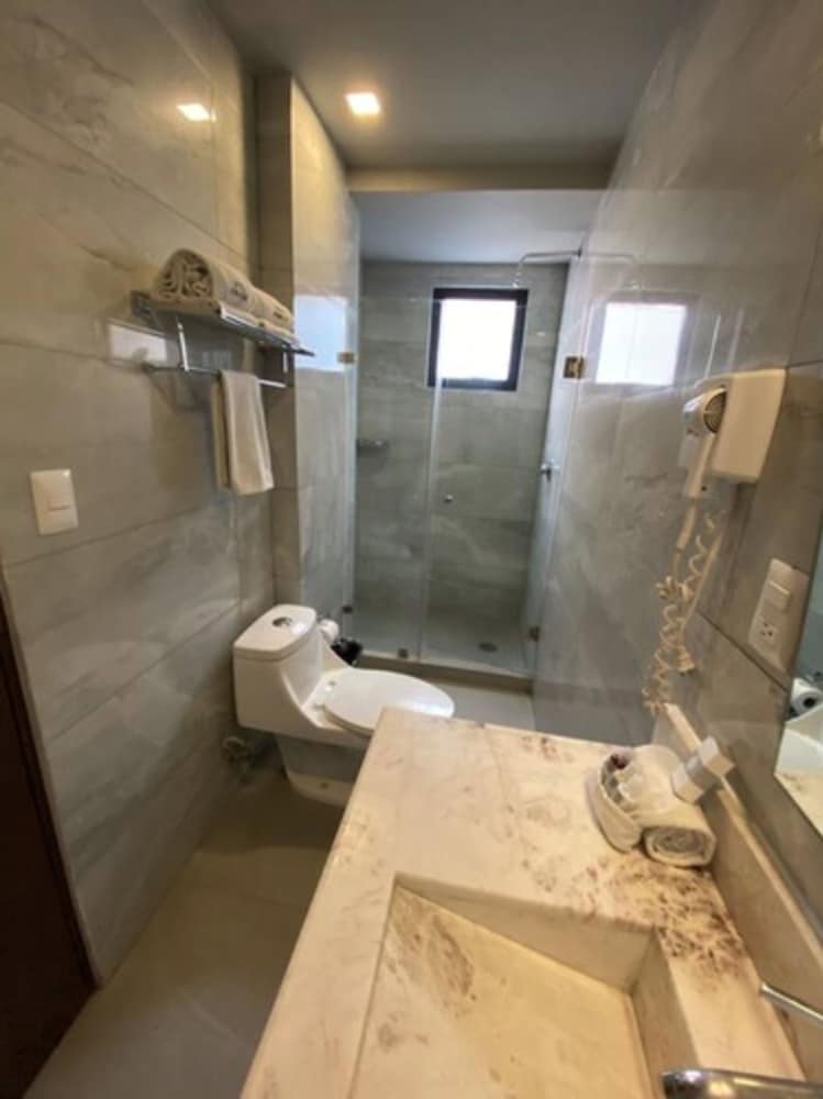 Bathroom shower