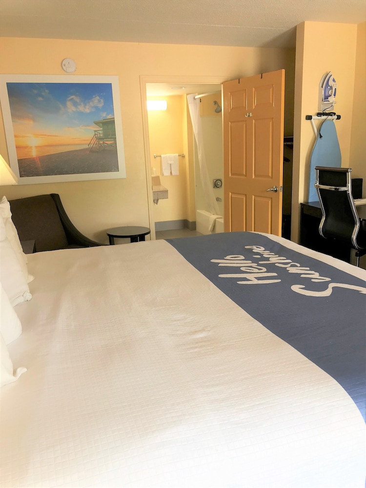 Days Inn by Wyndham Ridgeland South Carolina - photo 12