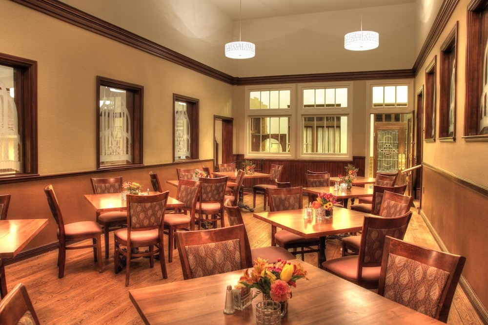 Hassayampa Inn - photo 15