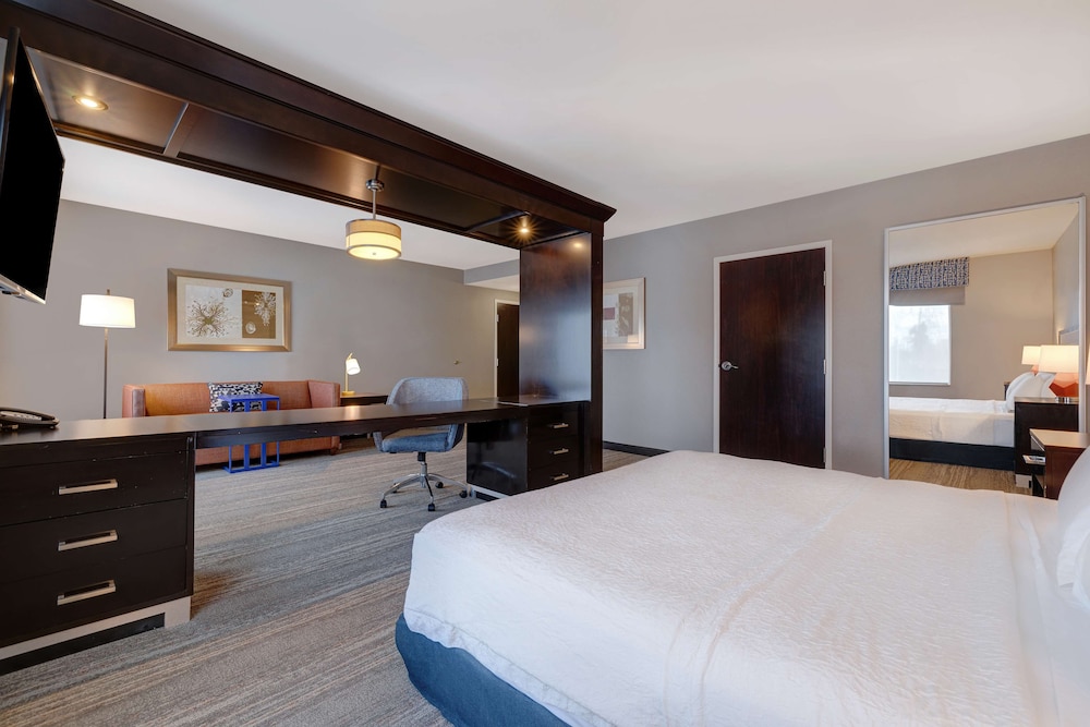 Hampton Inn & Suites Seattle Federal Way - photo 8