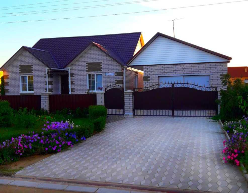 Chastny Dom Tikhiy Ugolok in Yarovoye, Russia