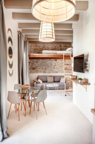 23 El Refugio Del Mercado Enjoy Tarifa — carbon neutral stay, Tarifa