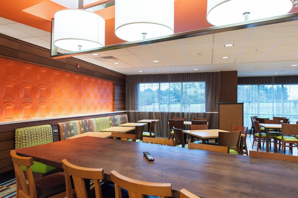 Fairfield Inn & Suites Enterprise - photo 17