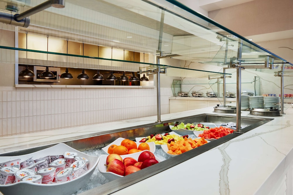 Hilton Charlotte Airport - photo 44