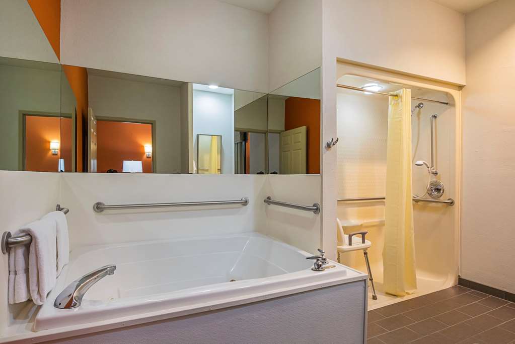 Sleep Inn And Suites Danville - photo 11