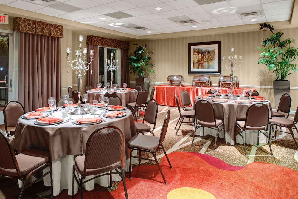 Hilton Garden Inn Atlanta North Alpharetta - photo 40