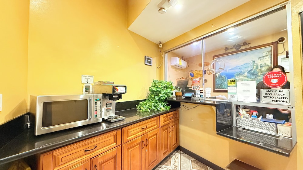 Redondo Beach Inn in Gardena, United States