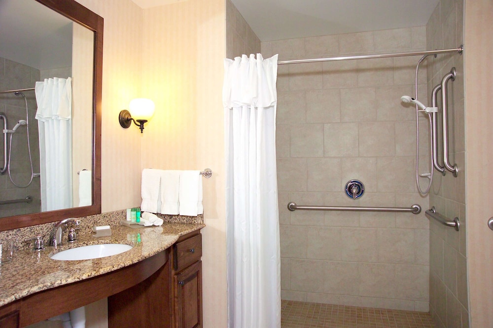 Homewood Suites by Hilton Fargo - photo 29