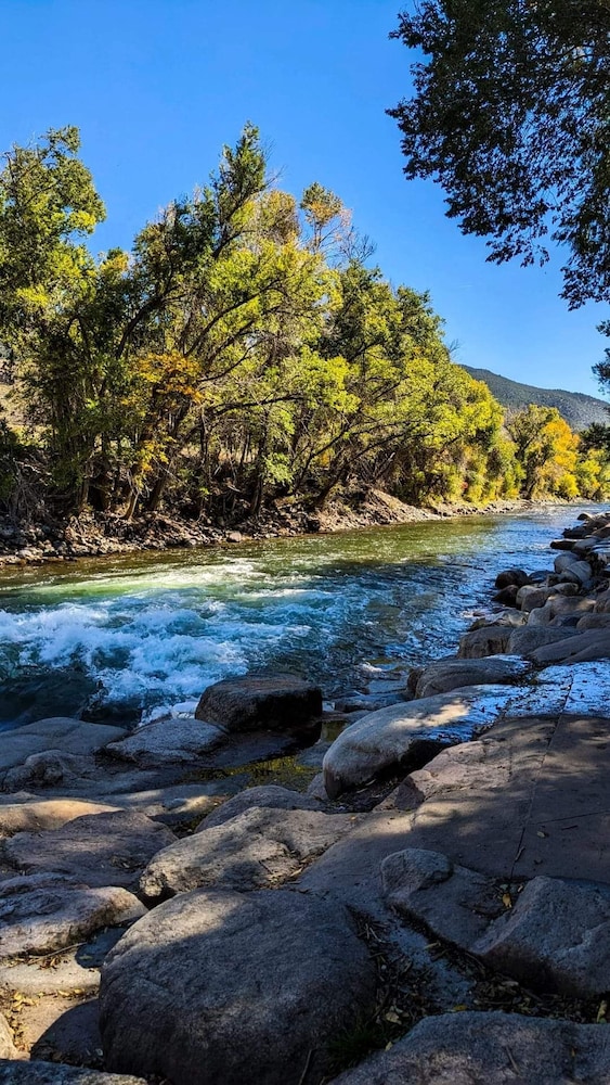 Browns Canyon Inn - photo 41