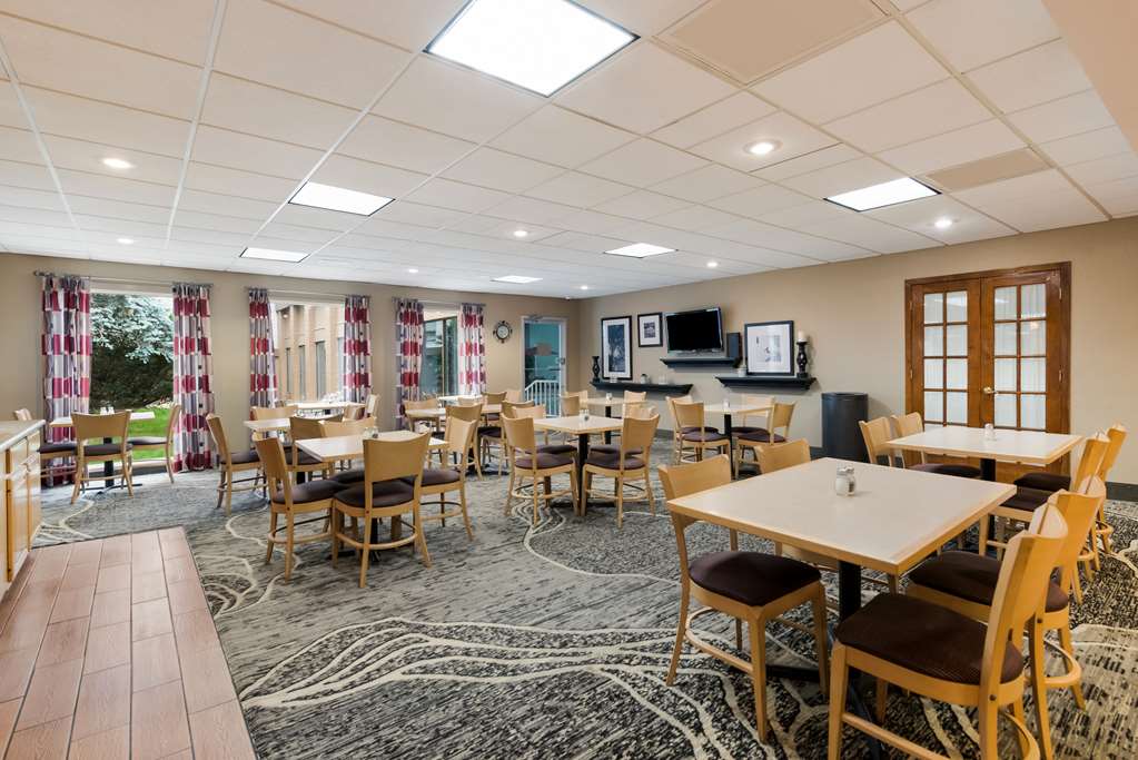 Best Western Holiday Lodge - photo 34