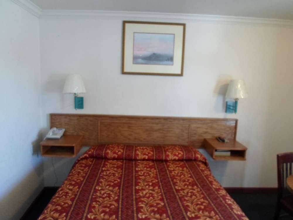 Economy Inn Morgan Hill - photo 9
