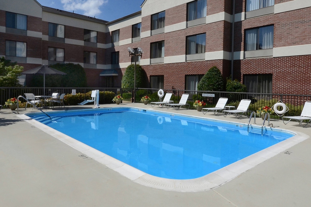 Fairfield Inn & Suites by Marriott Charlottesville North - photo 22