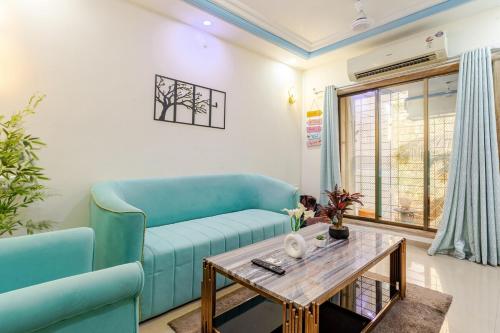 2bhk flat 5min from Goregaon Nesco