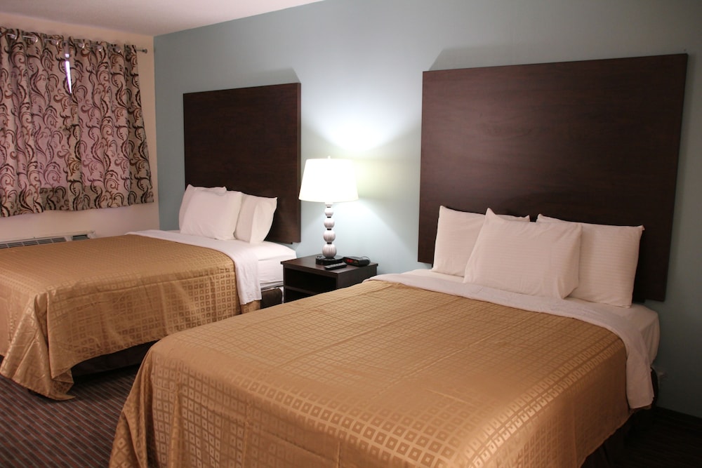 Sterling Inn Niagara Falls near IAG Airport in Niagara Falls, United States