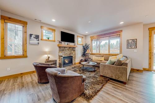 Black Bear Lodge at Suncadia — 4-Star Luxury Hotel in Cle Elum, United States