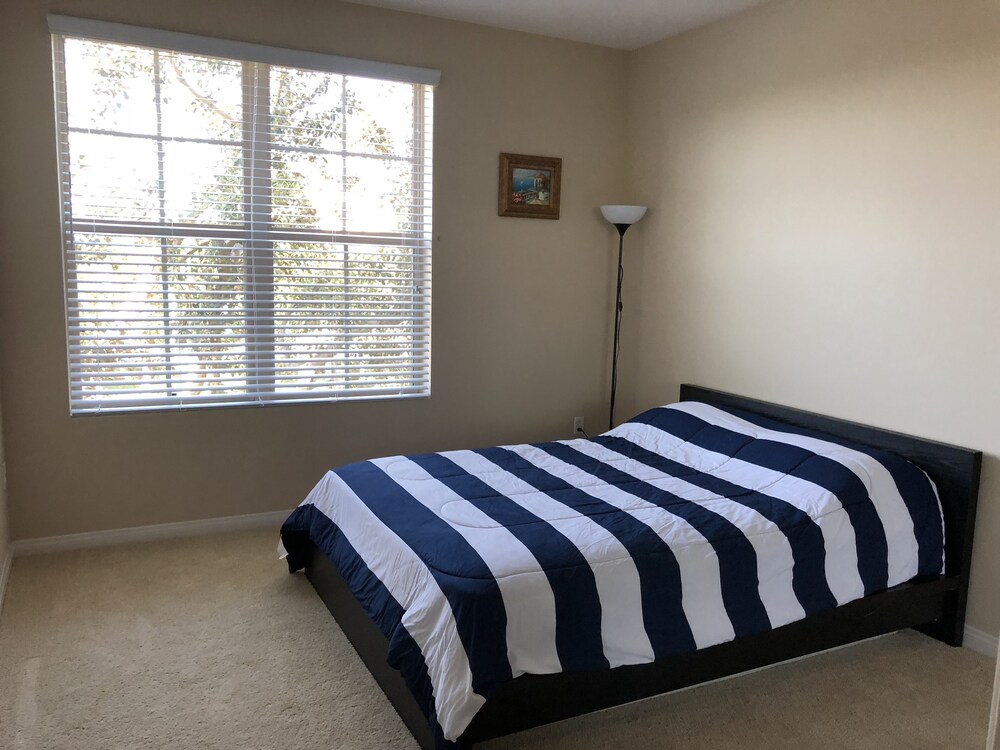 Resort Style Luxury 2BD Suite in Irvine's Spectrum Center - photo 5