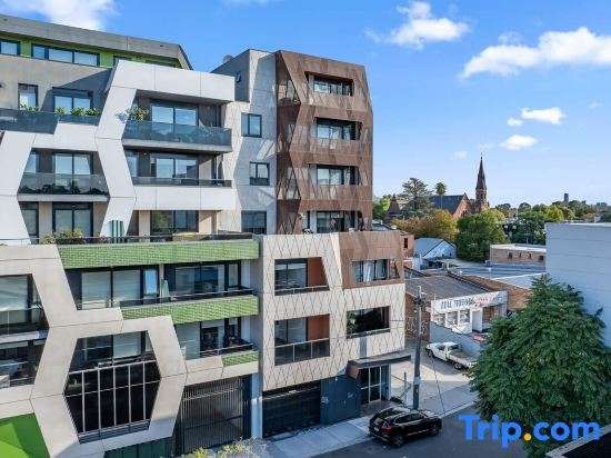 Modern 1b Apt Near Swinburne University — 4-Star Luxury Hotel in Melbourne, Australia