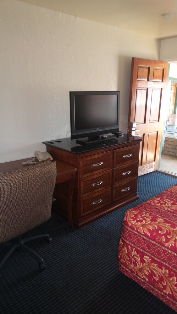 Holiday Motel Oakdale - photo 6