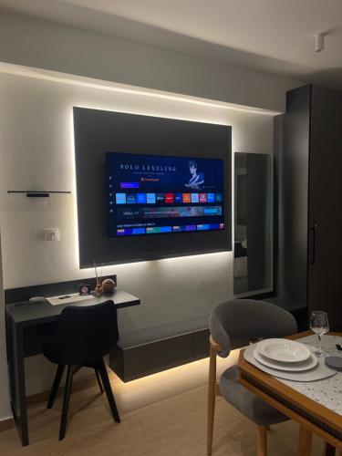 Zotos Luxury Studios & Apartments — 4-Star Luxury Hotel in Thessaloniki, Greece