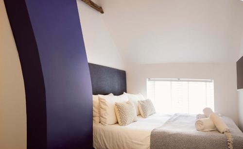 Flora Dora Luxury cottage modern central ideal for groups and families — 4-Star Luxury Hotel in Filey, United Kingdom
