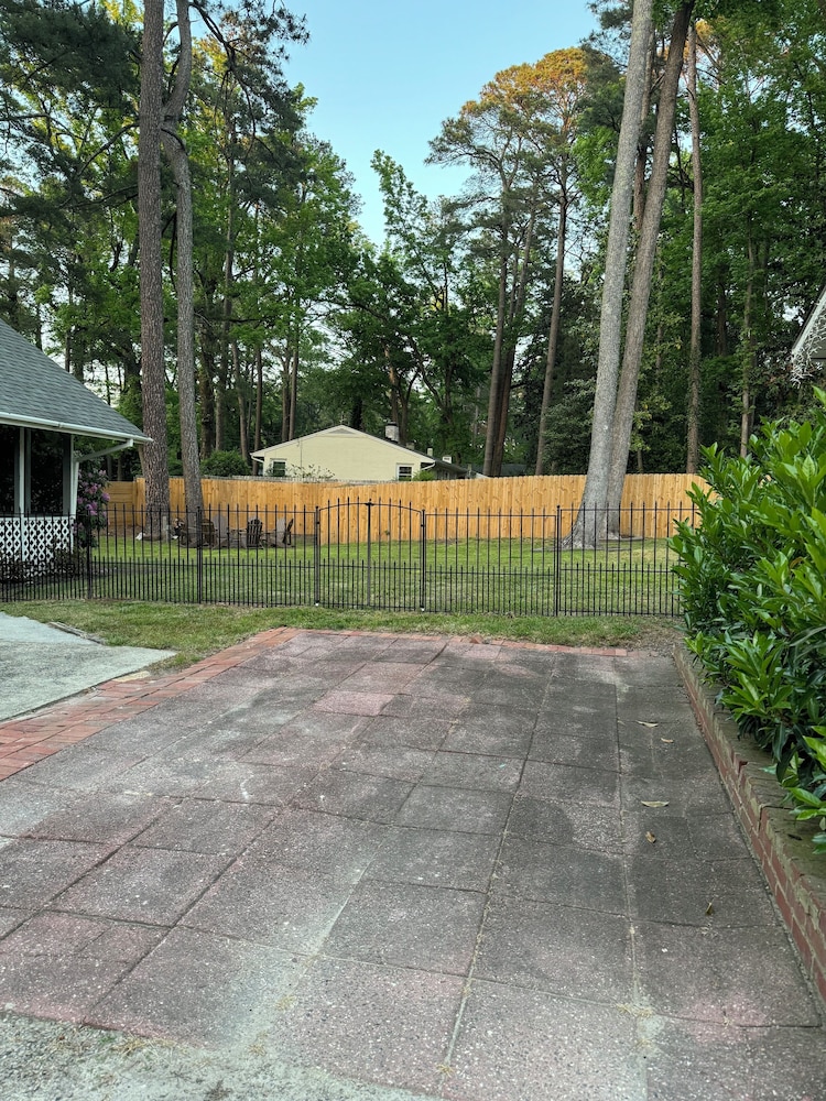 Charming May Street Retreat - photo 22