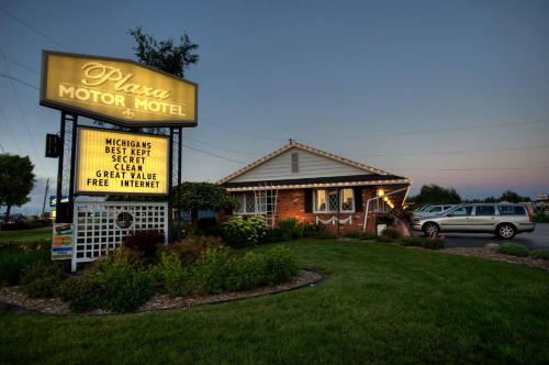 Plaza Motor Motel - photo 8