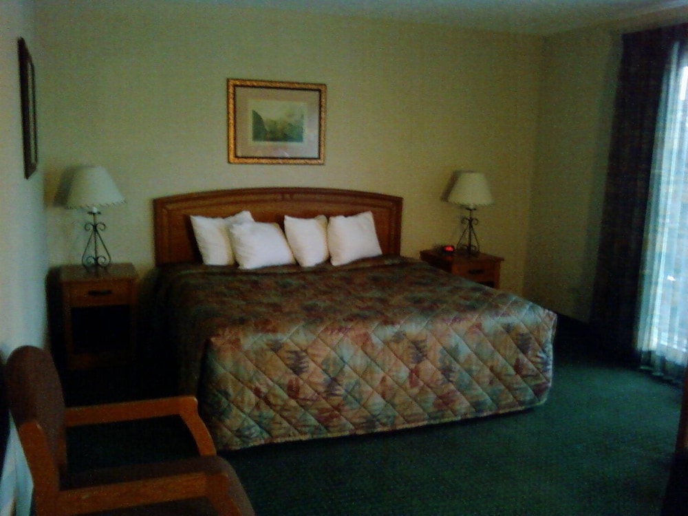 Will Rogers Inn - photo 18